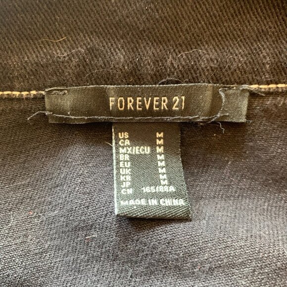 FOREVER 21 M Jean Jacket Black Denim Shirt Cropped Fringe Hem Button Up Boxy - Picture 4 of 6
